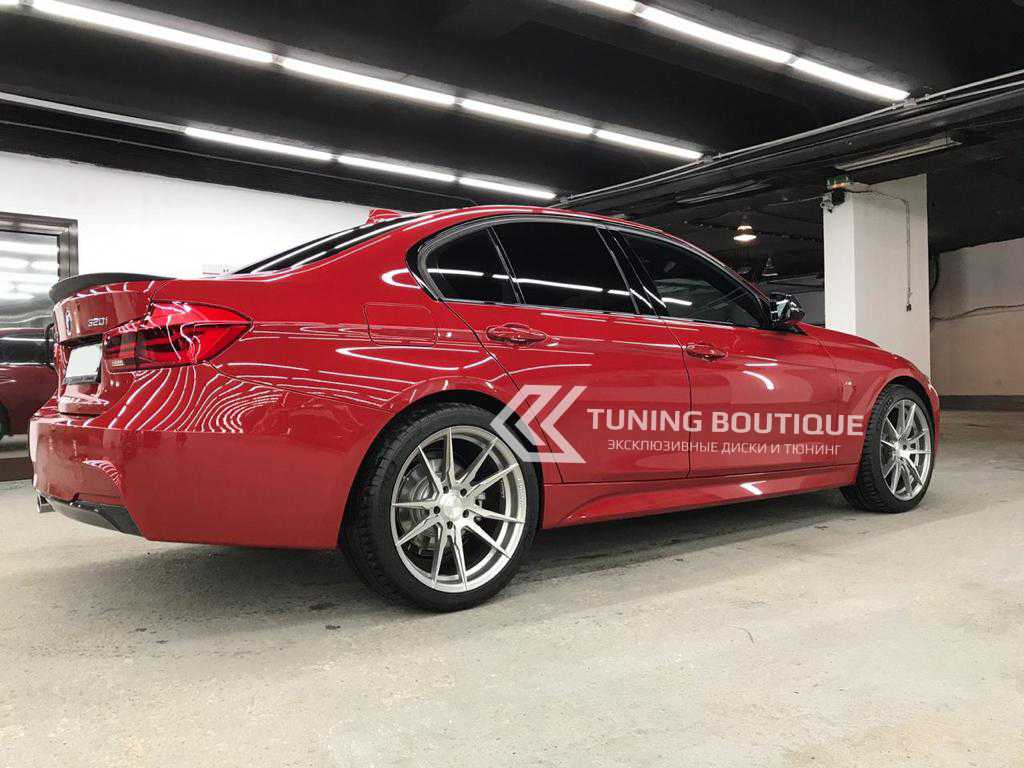 BMW 3 Series на 19" дисках Rohana RFX2 Brushed Titanium фото 1